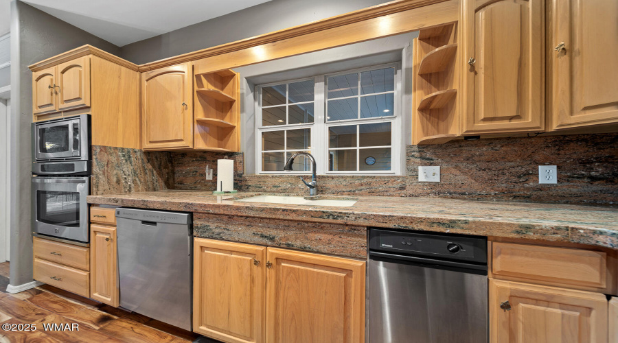 H kitchen appliances