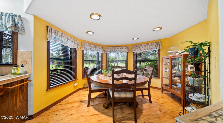 Breakfast Room