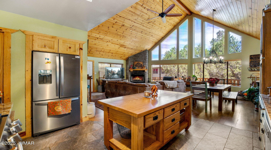 2231EagleLn-Overgaard-AZ-13