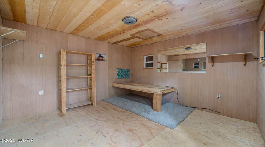 Shed