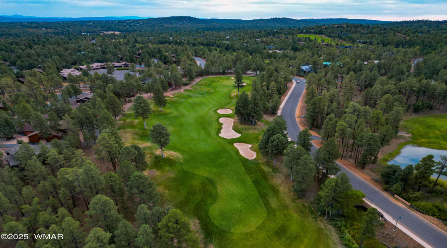 hole1