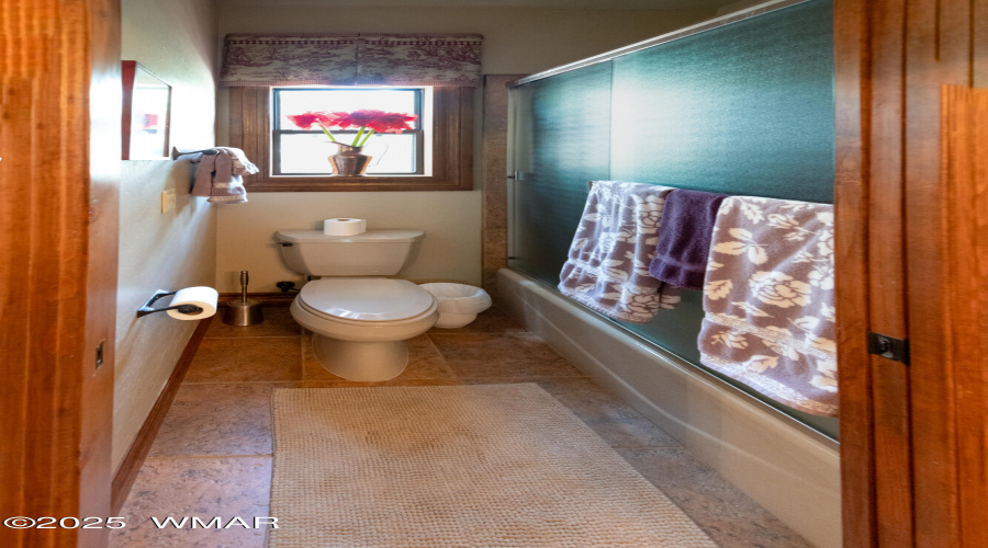Jack & Jill Bath