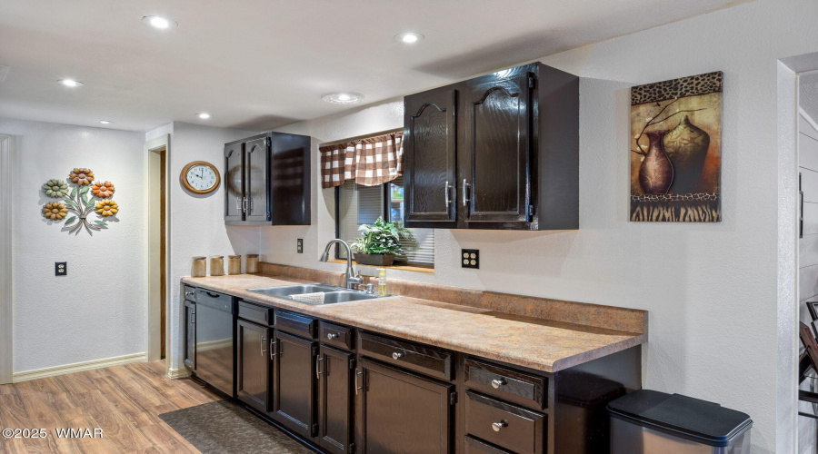 2118McLawsRd-Holbrook-AZ-11