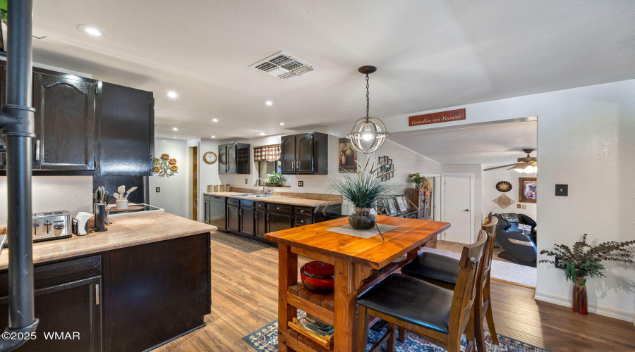 2118McLawsRd-Holbrook-AZ-12