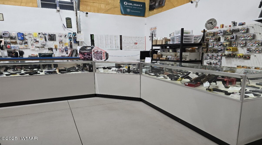 Interior_Merchandise_20250816_193643