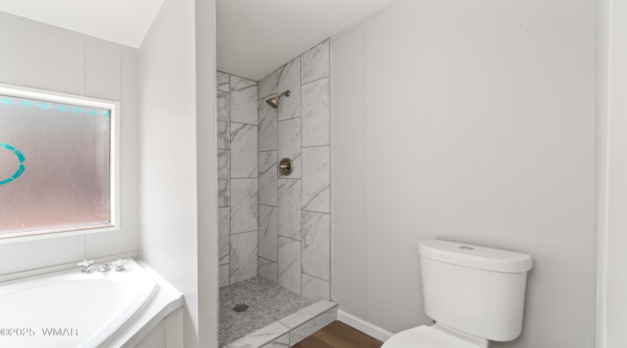 Brian Durbin Photo Primary Bath