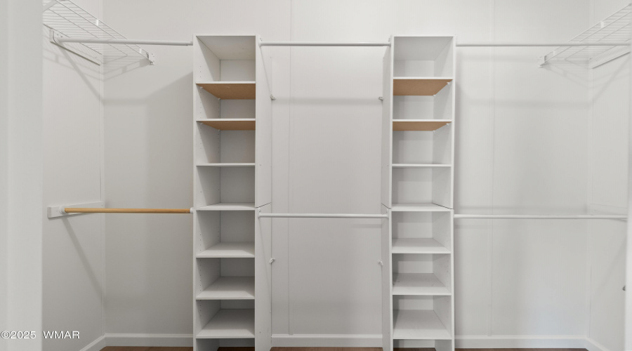 Brian Durbin Photo Primary Closet