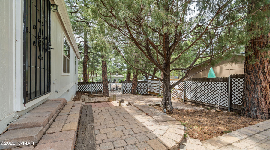 Brian Durbin Photo Front Entrance