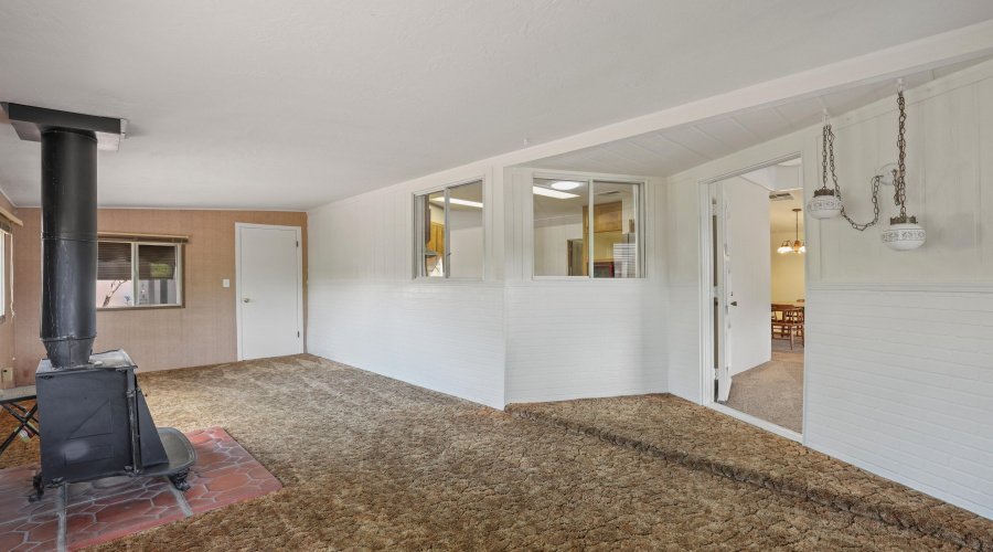 Enclosed Porch (1)