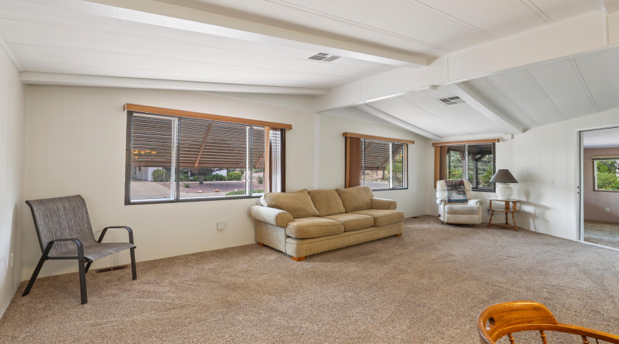 Living Room (3)