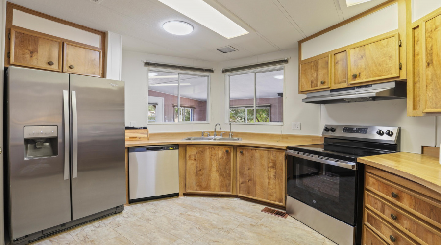Kitchen (1)