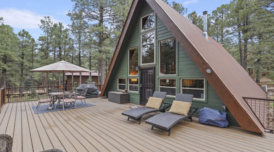 Trex Deck w/ Beautiful