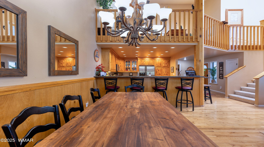 Dining to Kitchen