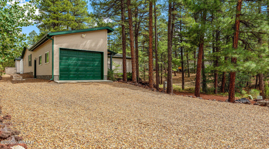 1 car garage