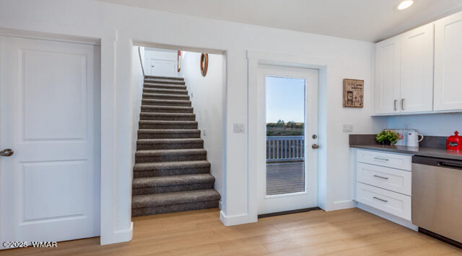 502 1100 West Street W MLS-15