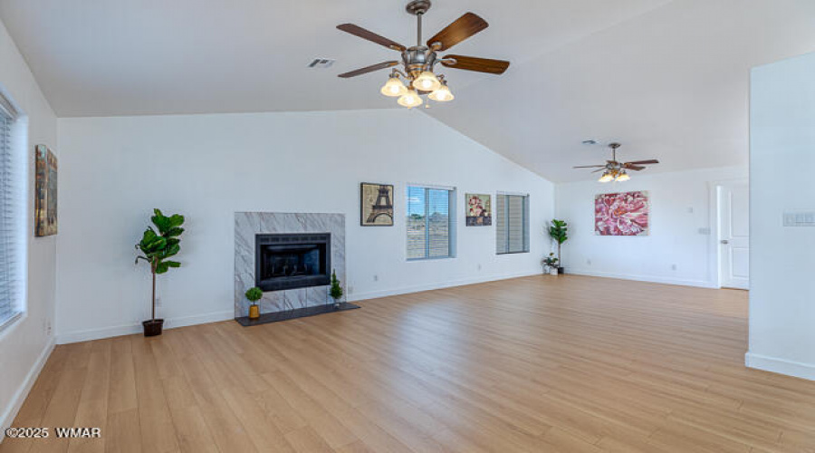 502 1100 West Street W MLS-21