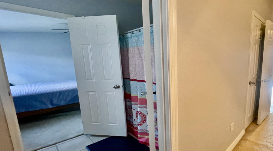 Adj Bed 3
