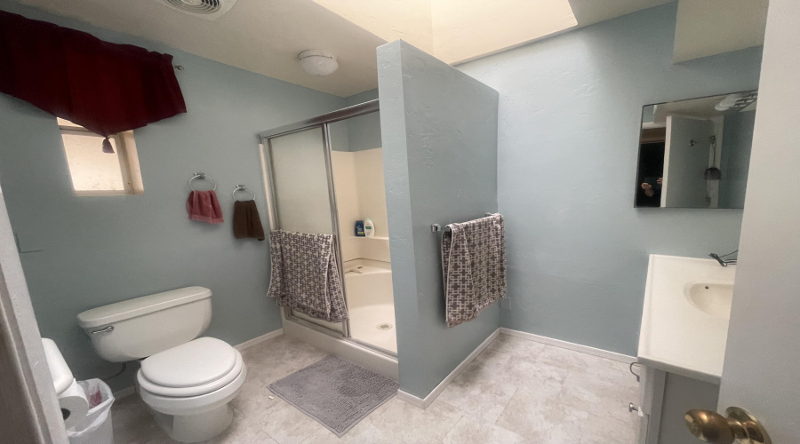 3/4 Hall bath