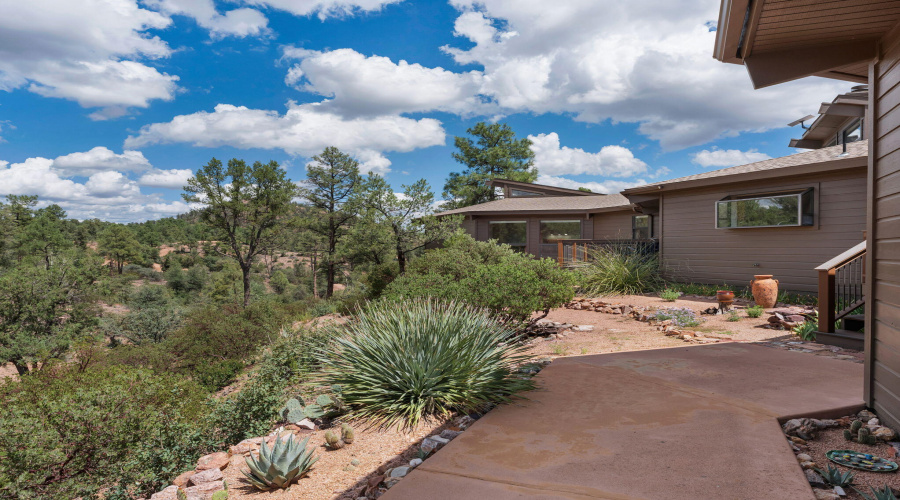 Landscaped Entry