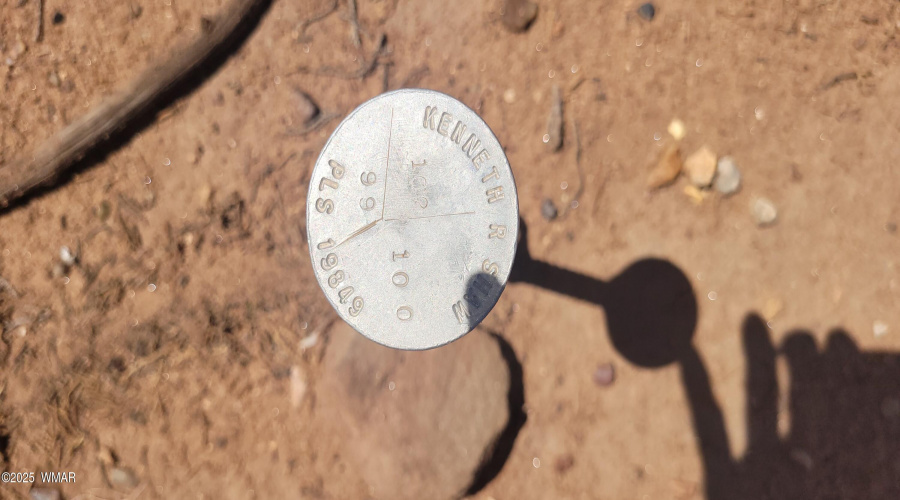 Corner marker