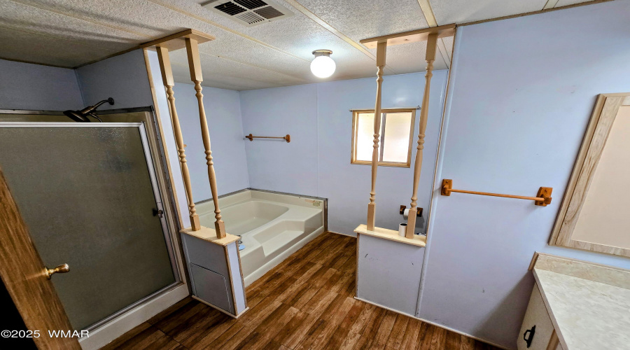 Main bathroom