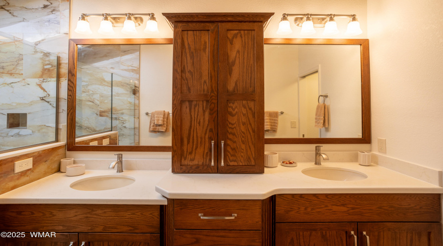 PAX_1046-HDR