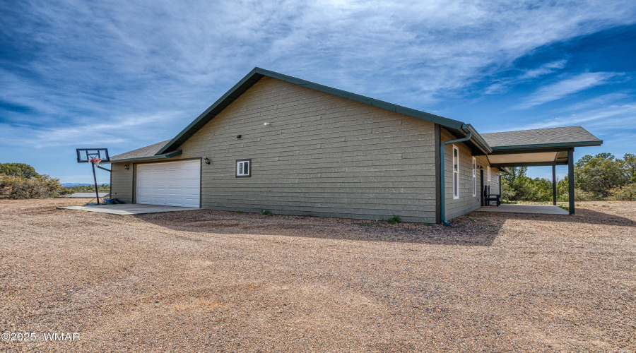 Linden Home on 1.97 Acres!