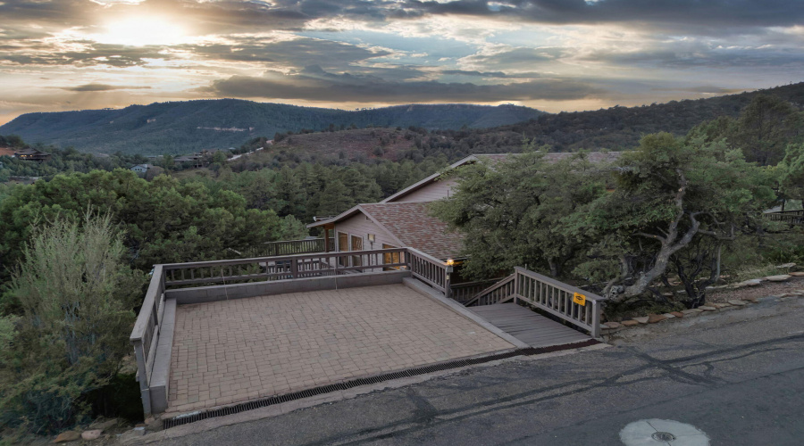 9-web-or-mls-TimberCreekImageryTW-5