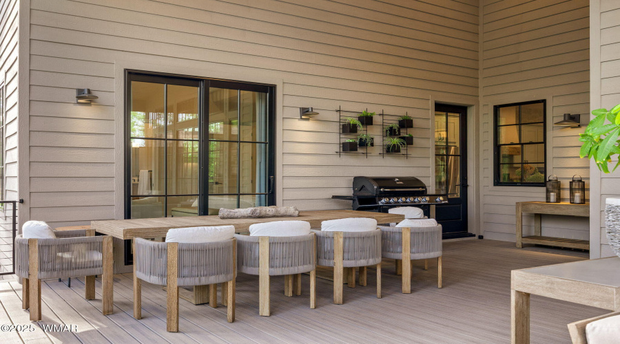 Outdoor dining area