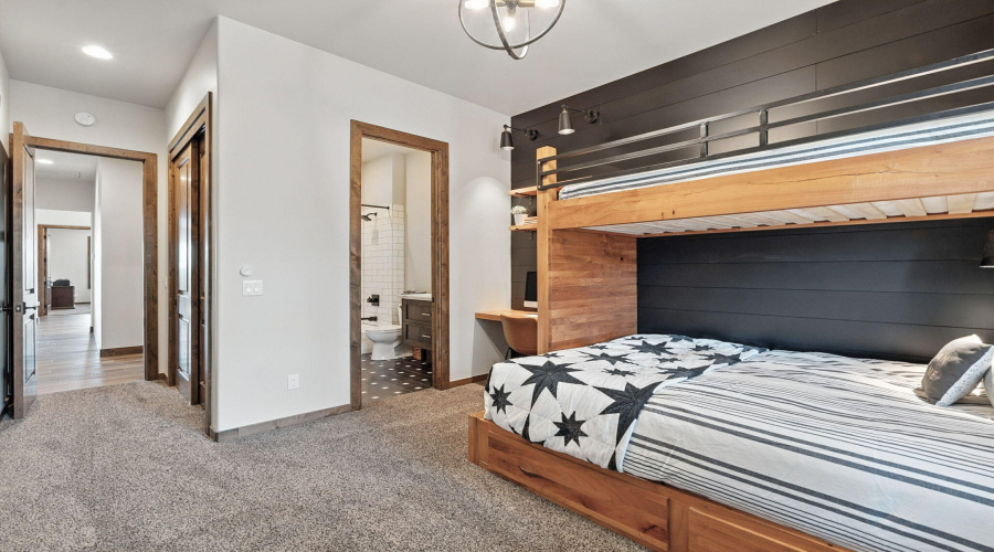 2nd Bedroom