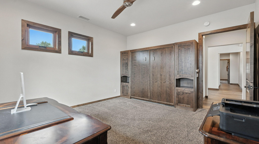 3rd bedroom with Murphy Bed