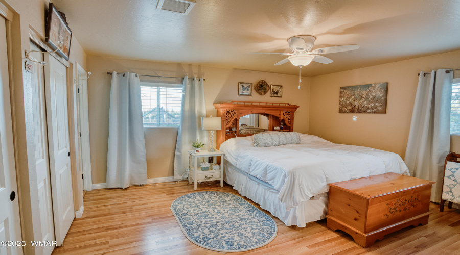 2 Master Suites