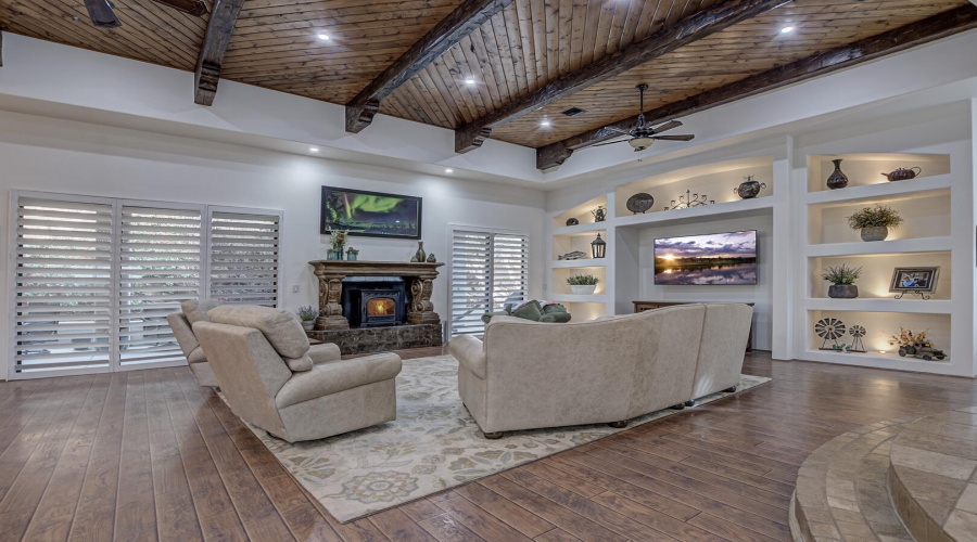 Living Room (1)