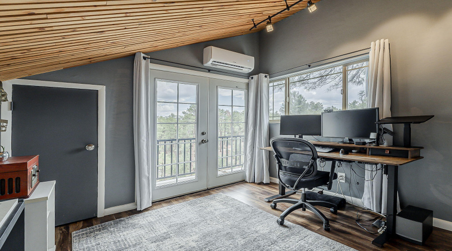 Guest Bedroom #1 / Office / Den