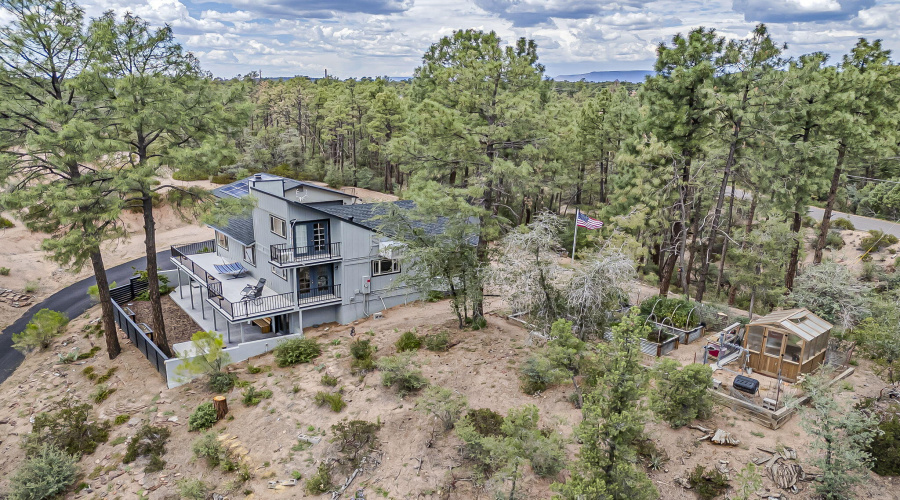 1.35 Acre Property with Horse Rights