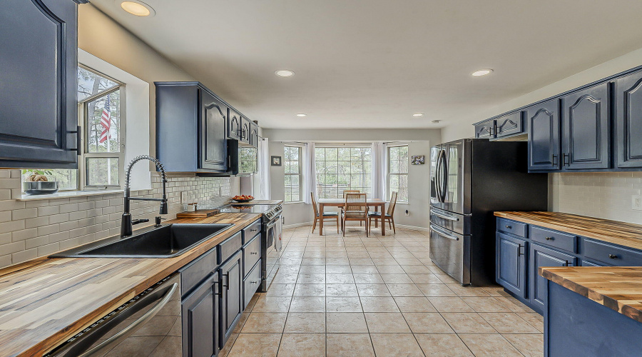 Large Open Kitchen