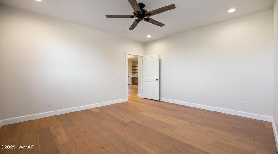 2268RoundaboutCir-HeberOvergaardAZ-26