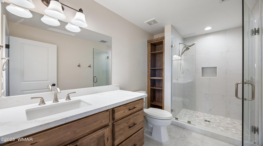 2268RoundaboutCir-HeberOvergaardAZ-34