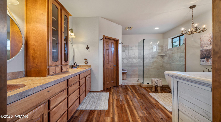 OWNERS BATH