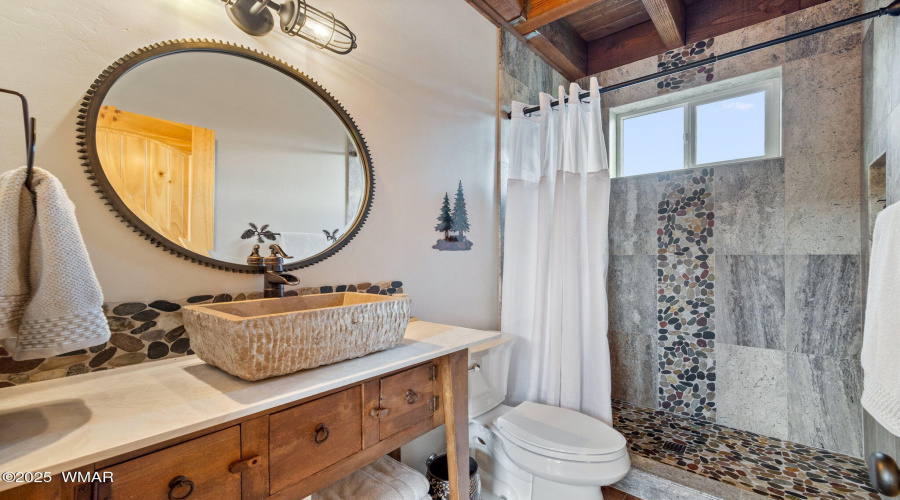GUEST HOUSE BATHROOM