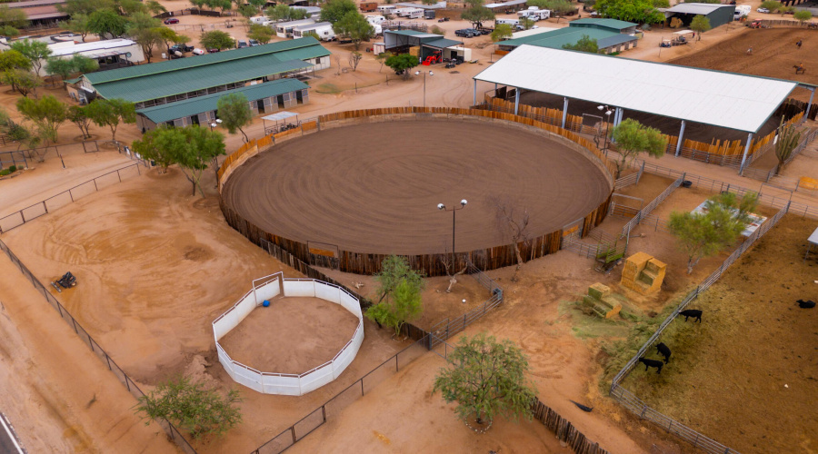 Round Arena