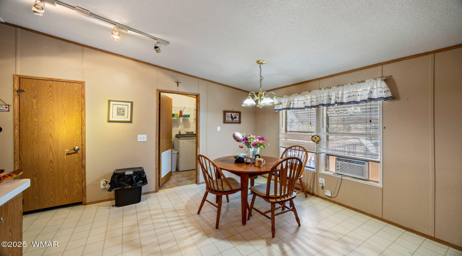 945S8thDr-ShowLow-AZ-11