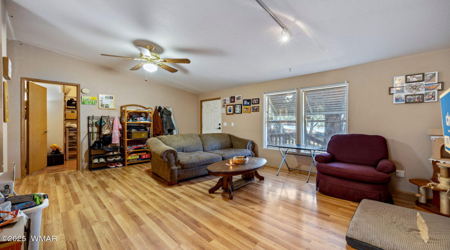945S8thDr-ShowLow-AZ-7