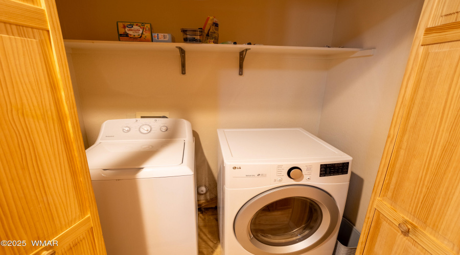 PAX_2212-HDR