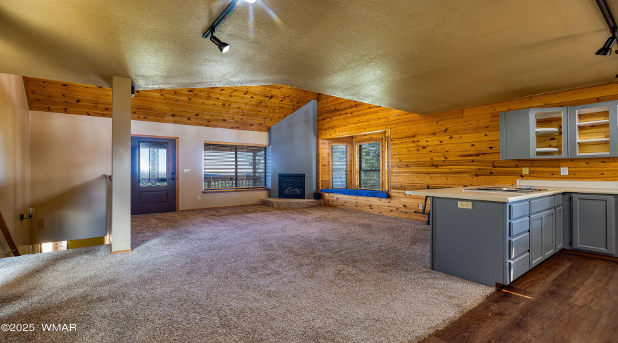 Living room 3