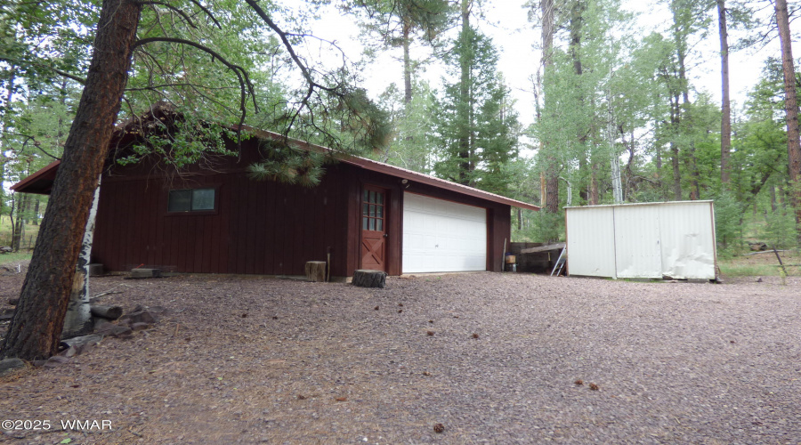 Garage (1)