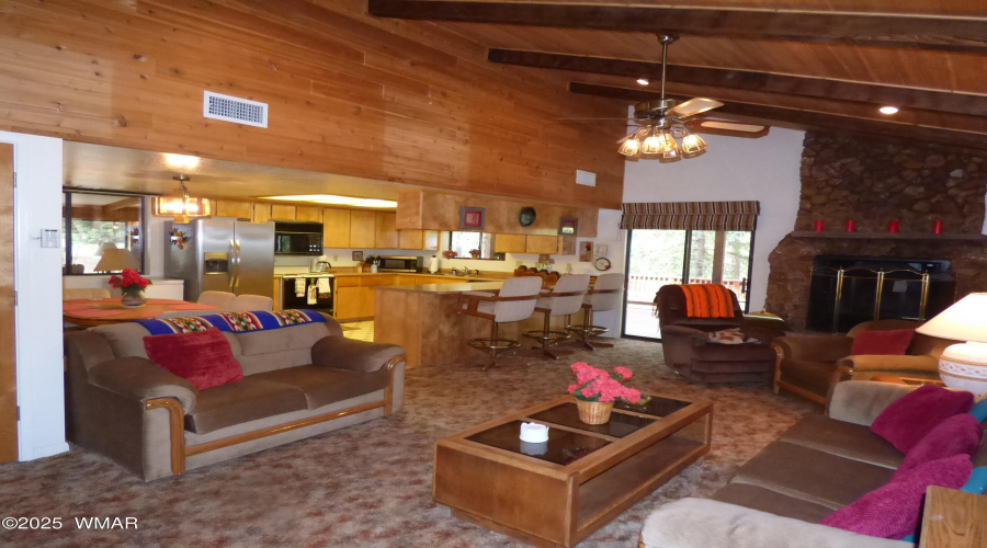 Living Room (5)
