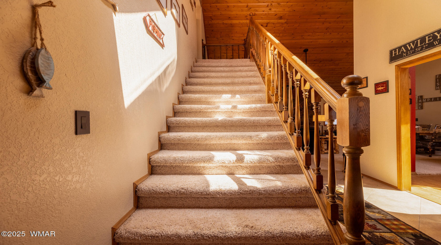 Stairs to 2nd Level