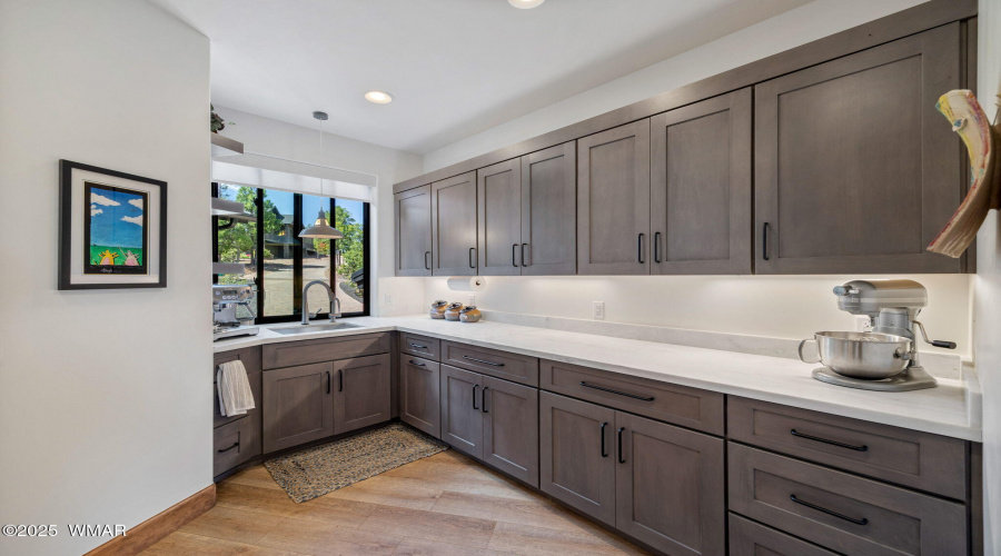 Butler Pantry