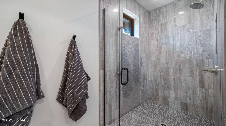 2nd Bath Shower